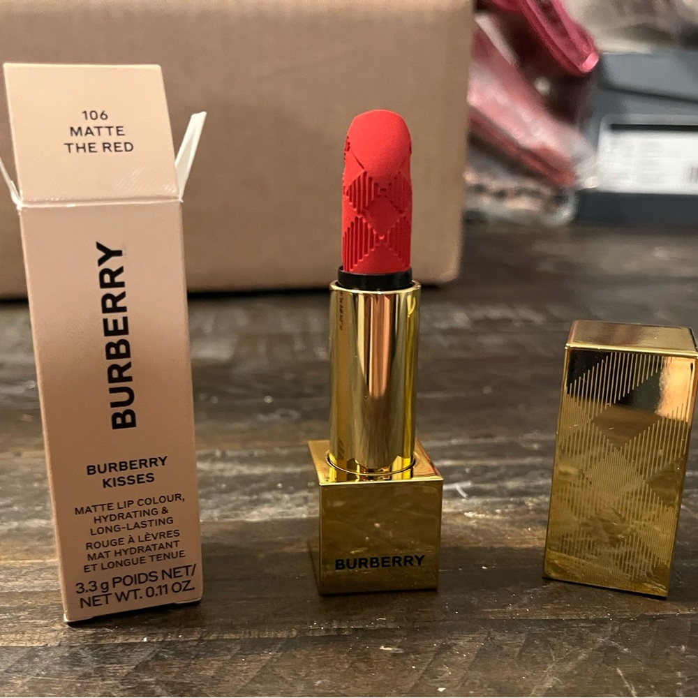 BURBERRY KISSES Matte Lip Colour 106 Matte The Red .11 oz Full Sz New NWB